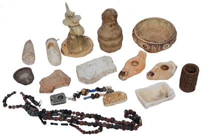 Lot 414 - AN INTERESTING GROUP OF FOURTEEN 'ANTIQUITIES' TO INCLUDE: two Roman oil lamps