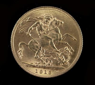Lot 10 - A GEORGE V SOVEREIGN