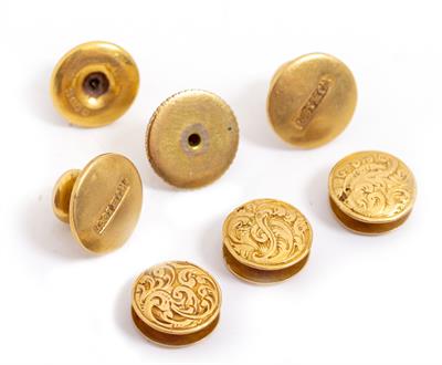 Lot 23 - A SELECTION OF 18CT YELLOW GOLD AND OTHER YELLOW METAL CUFFLINKS