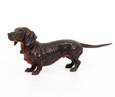 Lot 92 - AN AUSTRIAN COLD PAINTED BRONZE MODEL OF A DACHSHUND