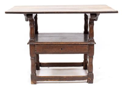 Lot 113 - AN ANTIQUE OAK MONK'S BENCH