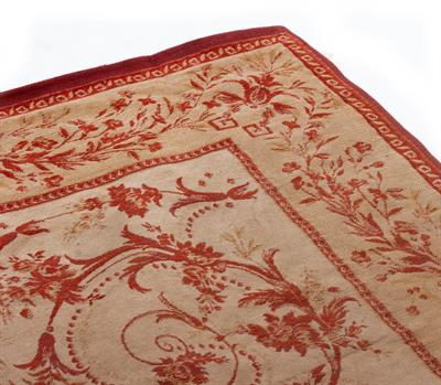 Lot 131 - A 20TH CENTURY CONTEMPORARY LAURA ASHLEY CARPET