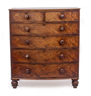 Lot 163 - A VICTORIAN MAHOGANY BOW FRONTED CHEST OF TWO SHORT AND FOUR LONG DRAWERS