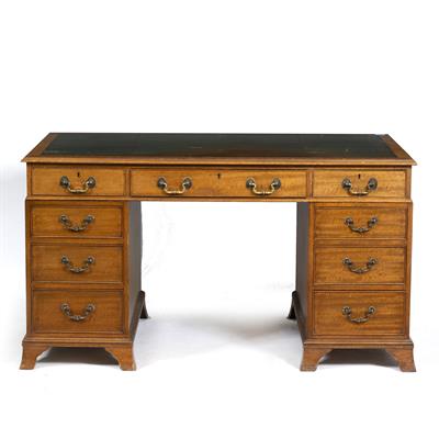 Lot 173 - A VICTORIAN MAHOGANY PEDESTAL DESK