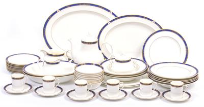 Lot 185 - A ROYAL DOULTON 'CATHAY PACIFIC' PART TEA OR DINNER SERVICE