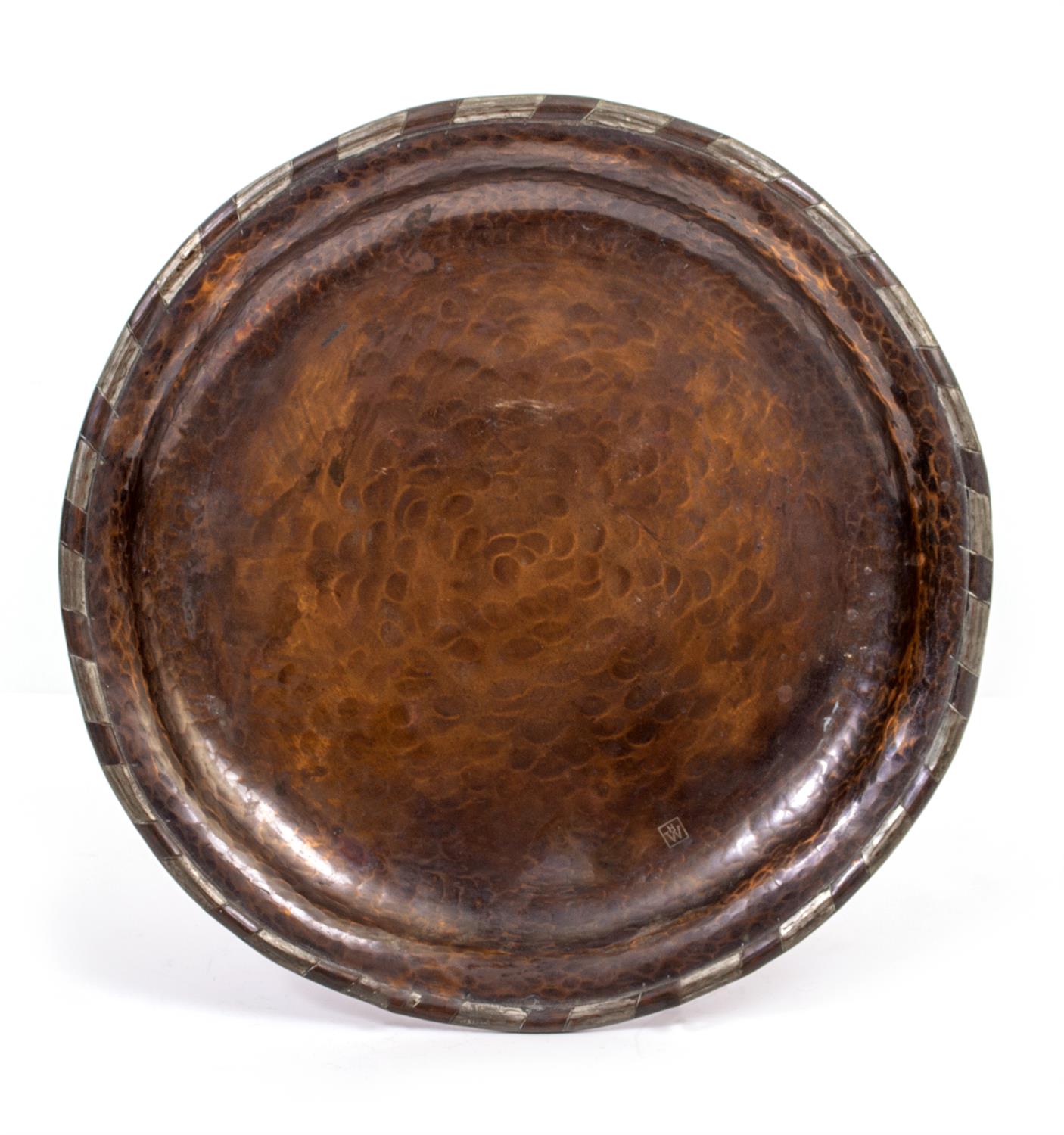 Lot 194 - A HUGH WALLACE ARTS AND CRAFTS COPPER TRAY