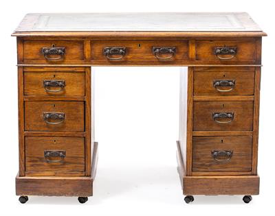 Lot 248 - AN EDWARDIAN OAK PEDESTAL DESK