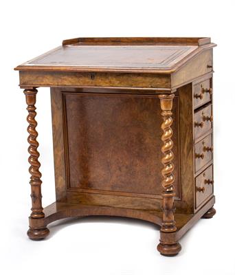 Lot 261 - A 19TH CENTURY WALNUT DAVENPORT