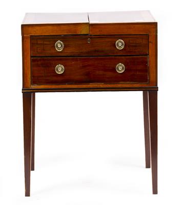 Lot 268 - AN ANTIQUE DRESSING TABLE CHEST