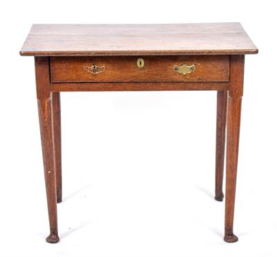 Lot 281 - A GEORGE III OAK SIDE TABLE