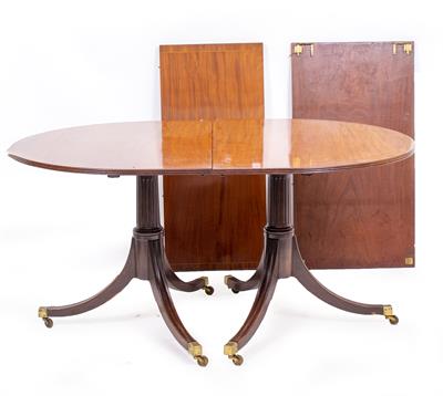 Lot 285 - A REGENCY STYLE MAHOGANY D END EXTENDING TWIN PILLAR DINING TABLE