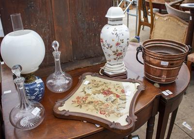 Lot 309 - A MIXED LOT