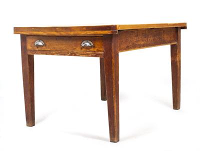 Lot 314 - AN ANTIQUE PINE FARMHOUSE KITCHEN TABLE