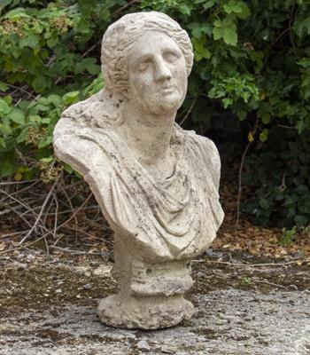 Lot 346 - A CAST RECONSTITUTED STONE BUST OF NIOBE