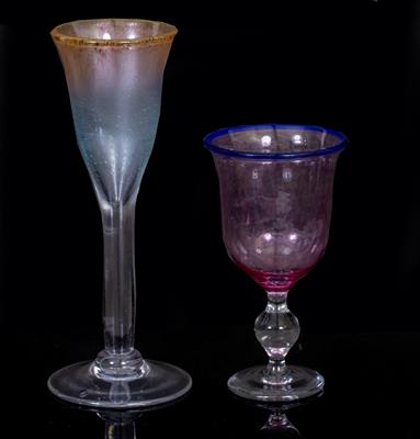 Lot 378 - A LINDEAN MILL PINK AND BLUE DRINKING GLASS