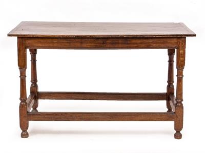 Lot 382 - AN ANTIQUE OAK SIDE TABLE