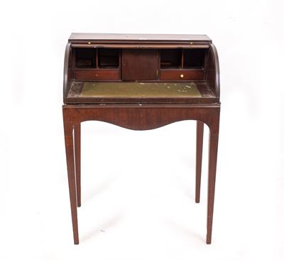 Lot 404 - A REGENCY MAHOGANY TAMBOUR FRONTED DESK