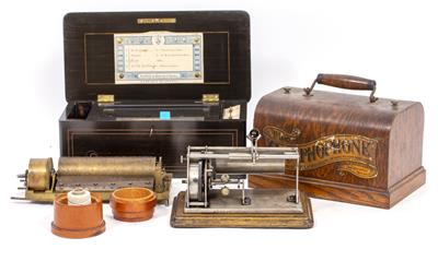 Lot 405 - A LATE 19TH CENTURY SWISS MADE MUSIC BOX MECHANISM