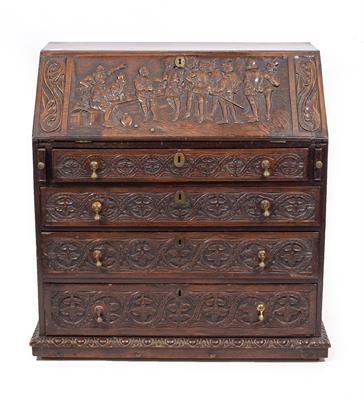 Lot 527 - AN ANTIQUE OAK BUREAU