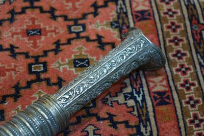Lot 25 - Yatagan sword