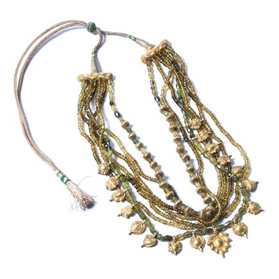 Lot 55 - Gold necklace