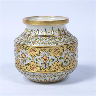 Lot 65 - Fritware vase