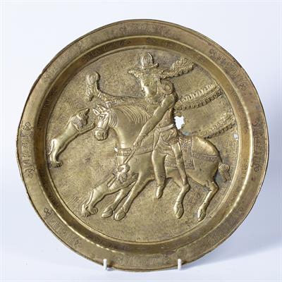 Lot 138 - Bronze plate