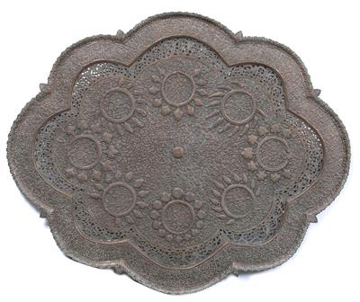 Lot 150 - Large copper tray