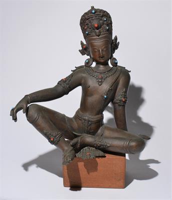 Lot 155 - Bronze deity