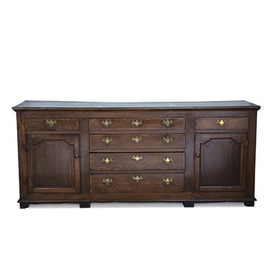 Lot 368 - Oak dresser base