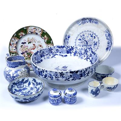 Lot 493 - Collection of china and ceramics to include