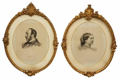 Lot 483 - A PAIR OF 19TH CENTURY GILT GESSO FRAMES