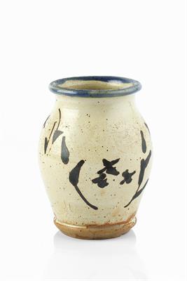 Lot 214 - Attributed to Shoji Hamada (1894 -1978)