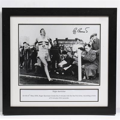 Lot 1 - A ROGER BANNISTER SIGNED PHOTOGRAPH