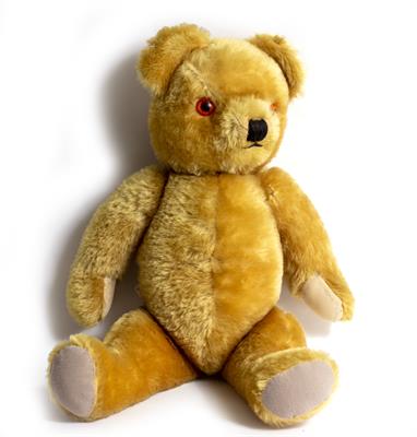 Lot 256 - A PLUS GOLD MOHAIR JOINTED BEAR