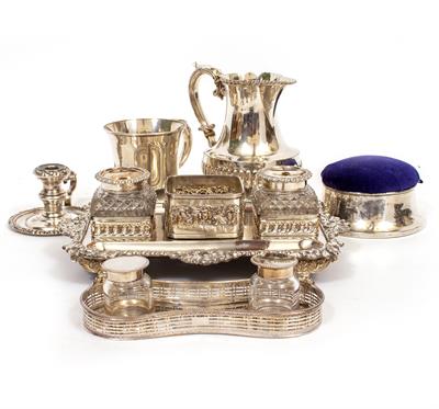 Lot 283 - A COLLECTION OF SILVER AND SILVER PLATE