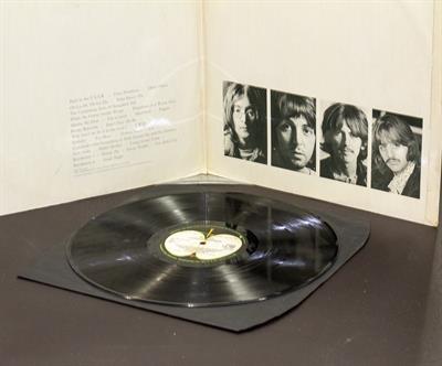 Lot 314 - BEATLES WHITE ALBUM