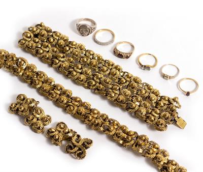 Lot 400 - A COLLECTION OF JEWELLERY