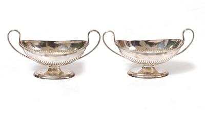 Lot 445 - A PAIR OF SILVER SALTS