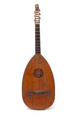 Lot 468 - A 19TH CENTURY CONTINENTAL LUTE