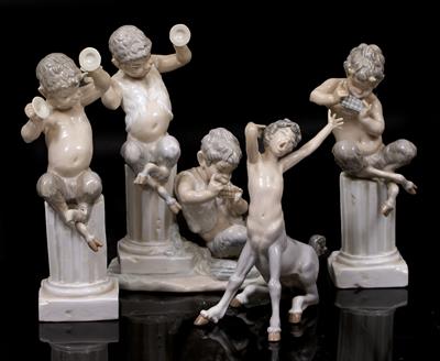 Lot 474 - THREE LLADRO FIGURES