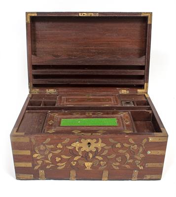 Lot 491 - A BRASS BOUND COLONIAL STYLE ROSEWOOD BOX