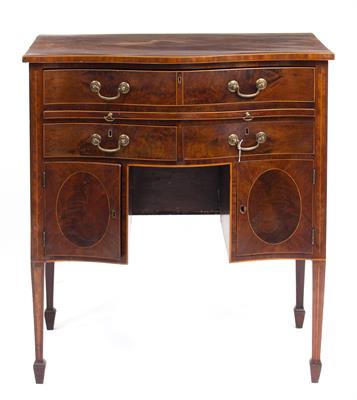 Lot 515 - AN ANTIQUE GEORGE III STYLE MAHOGANY SERPENTINE SIDEBOARD