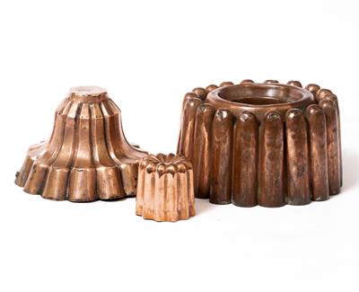 Lot 516 - THREE ANTIQUE COPPER JELLY MOULDS