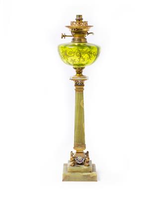 Lot 568 - AN ONYX AND CLOISONNE OIL LAMP