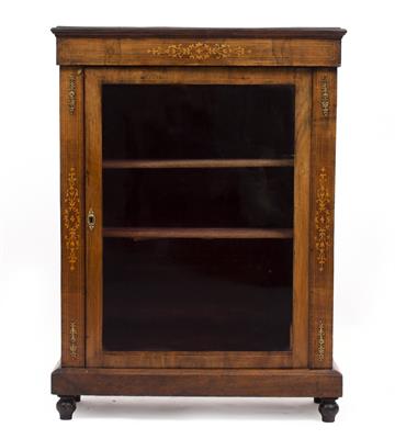 Lot 571 - A VICTORIAN WALNUT PIER CABINET