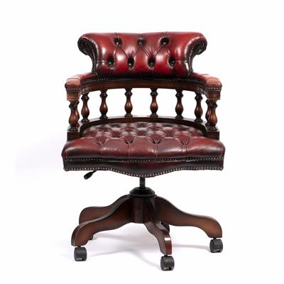 Lot 579 - A RED LEATHER BUTTON UPHOLSTERED DESK CHAIR