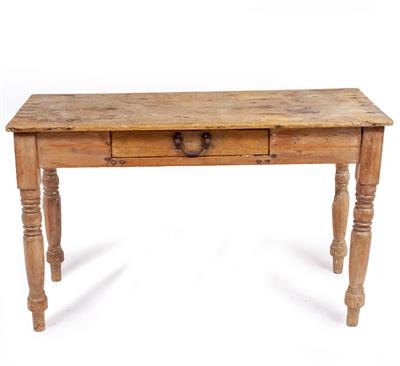 Lot 611 - A VICTORIAN PINE SIDE TABLE