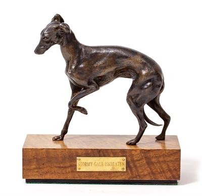 Lot 635 - A BRONZE FIGURE OF A GREYHOUND