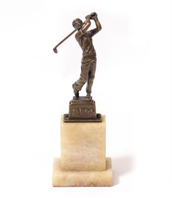 Lot 638 - A BRONZE FIGURE OF A GOLFER